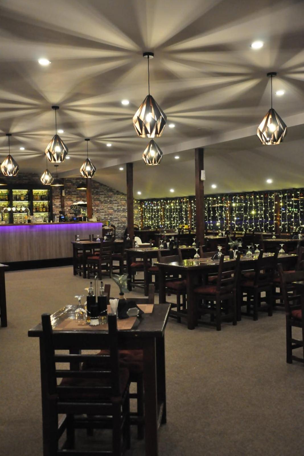 Irish House Hotel